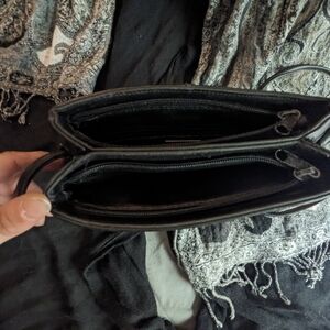 Giani Bernini Black leather crossbody bag purse small casual satchel